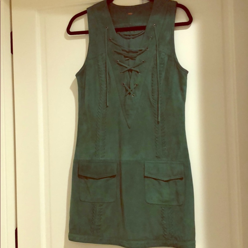 Gorgeous Free People green suede dress-🌟🌟